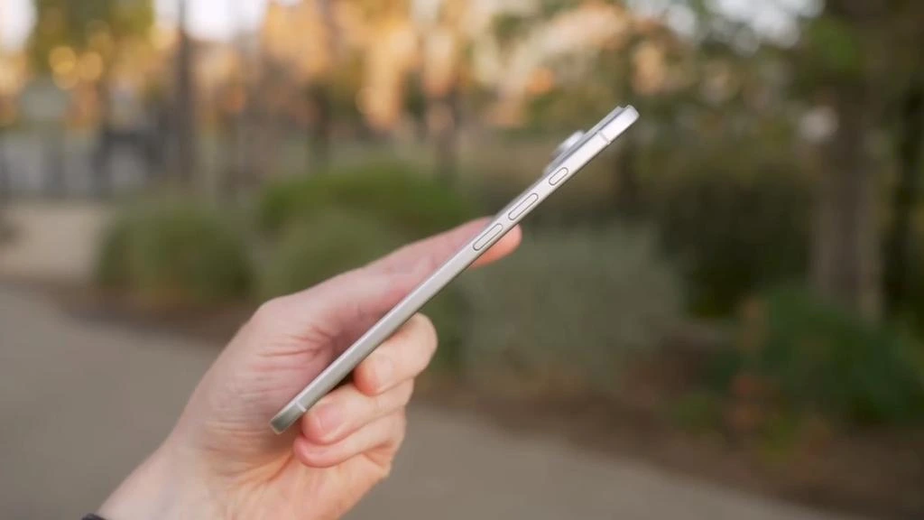 iPhone 17 Air