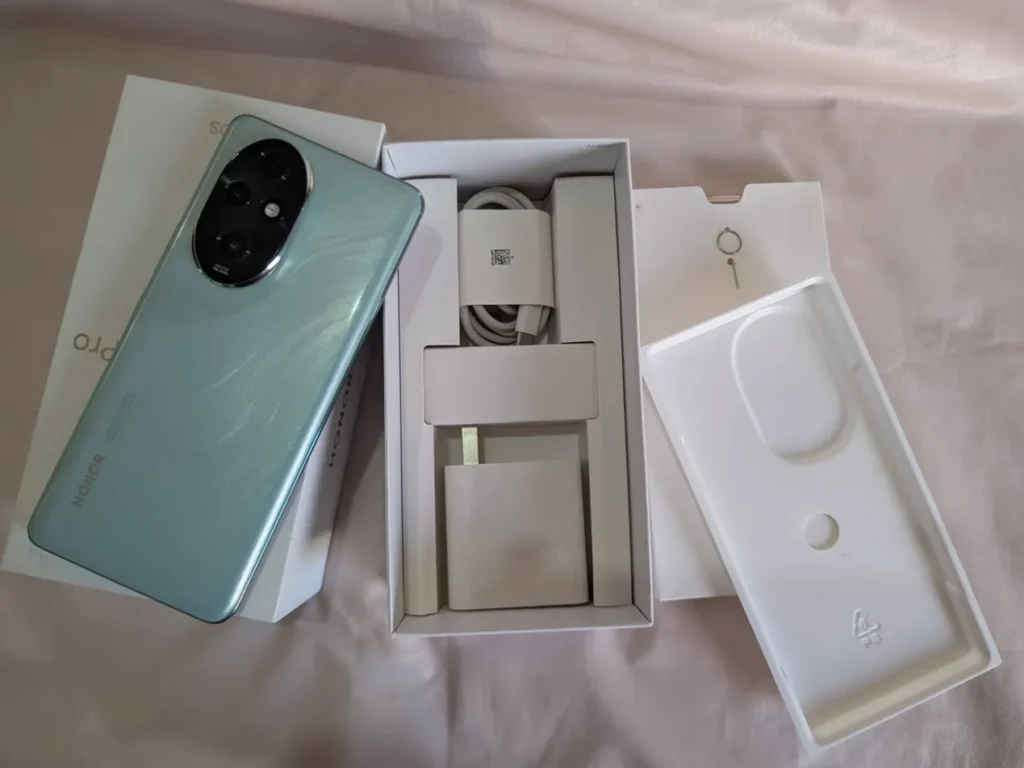 Honor 200 with box